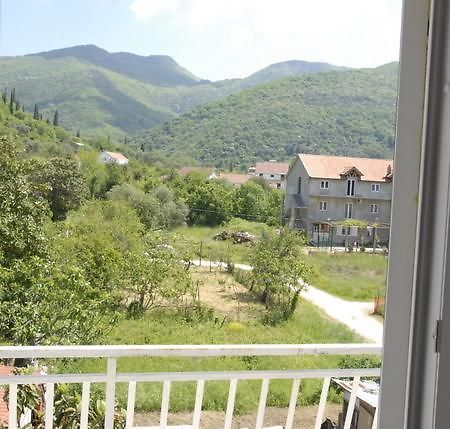 Apartments Dosljak Tivat Exterior foto